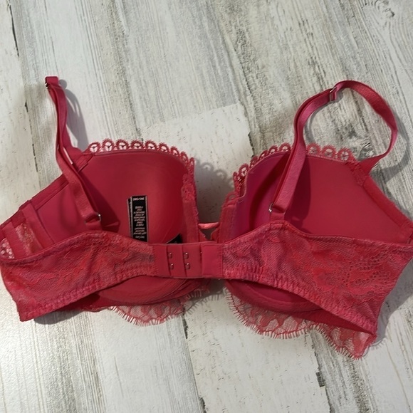 Victoria’s Secret Very Sexy Uplift Bra Size 36C - Picture 4 of 9
